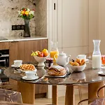 Merveil - Signature Suite - Marais -Turbigo III